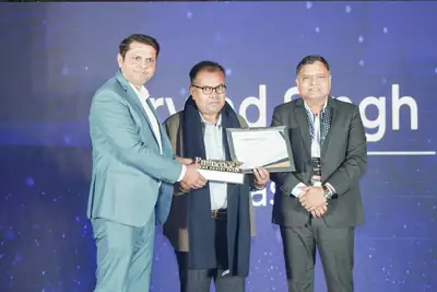 Eminence MSME Awards: Guest receiving a certificate and memento